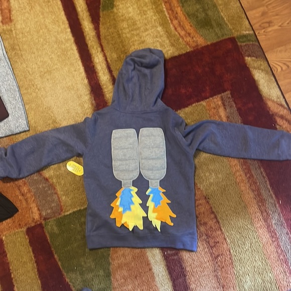jacket - Picture 2 of 2